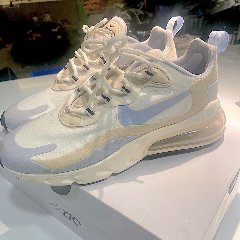 Womens Air Max 270 React 'White Fossil’